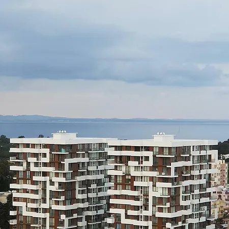 Apartment Uptown Park